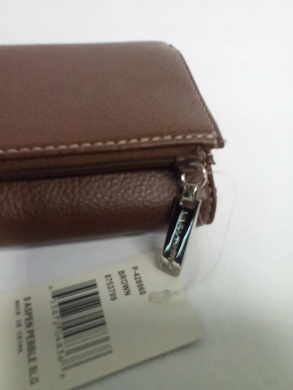 Nine & Company Wallet Tri-Fold Checkbook Pen Holder Leather Brown